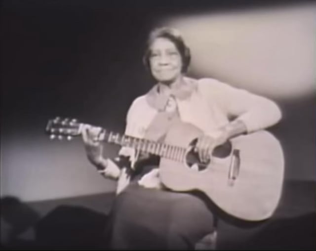 elizabeth cotten feet 5