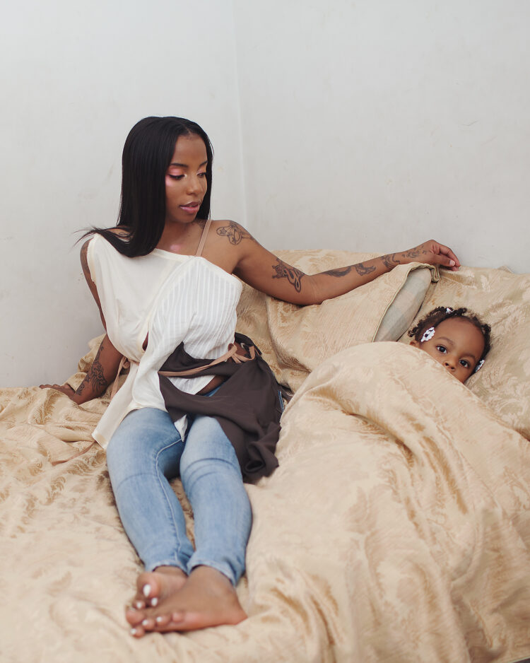 elizabeth de la piedra feet 1