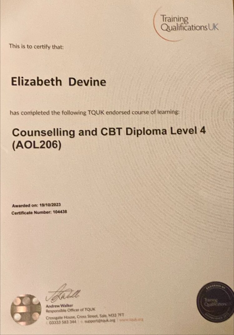 elizabeth devine feet 4