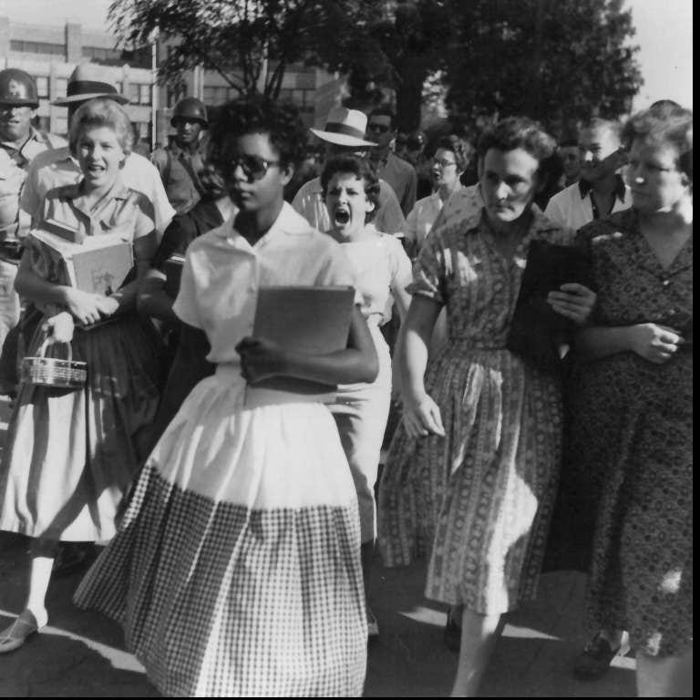 elizabeth eckford feet 2