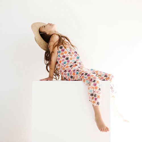 elizabeth edwards feet 4