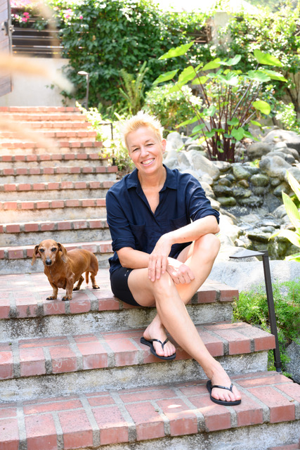 elizabeth falkner feet 2