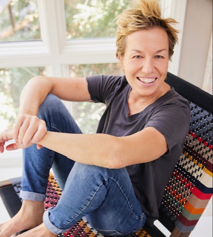 elizabeth falkner feet 5