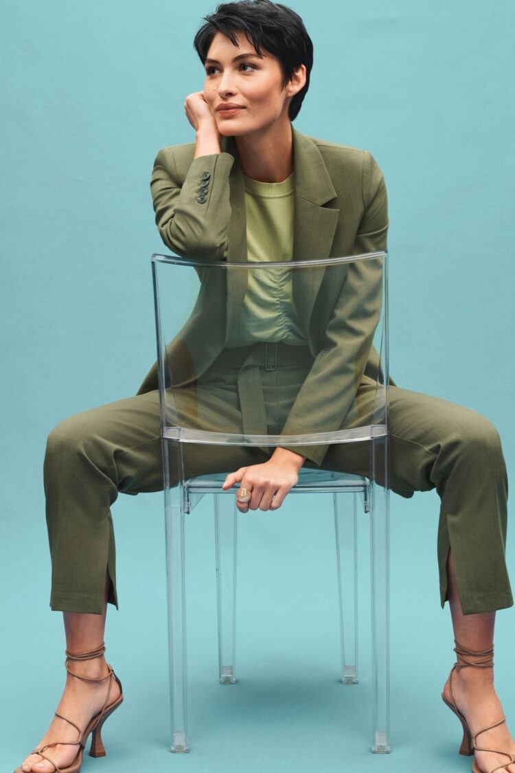 elizabeth grace feet 2 scaled