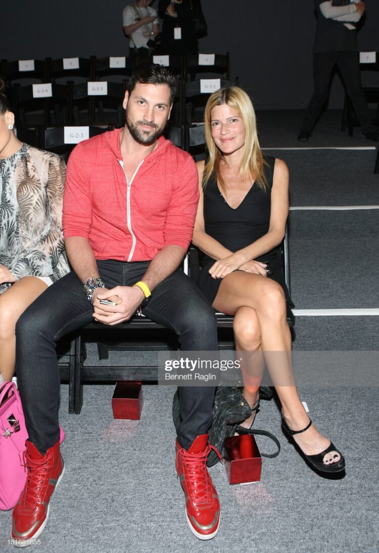 elizabeth grubman feet 3