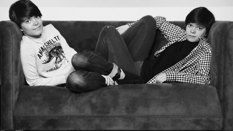 elizabeth hinkler feet 2