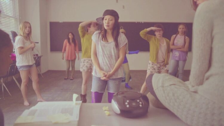 elizabeth hinkler feet 4