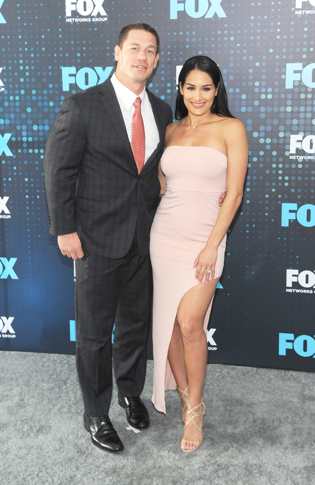 elizabeth huberdeau feet 5