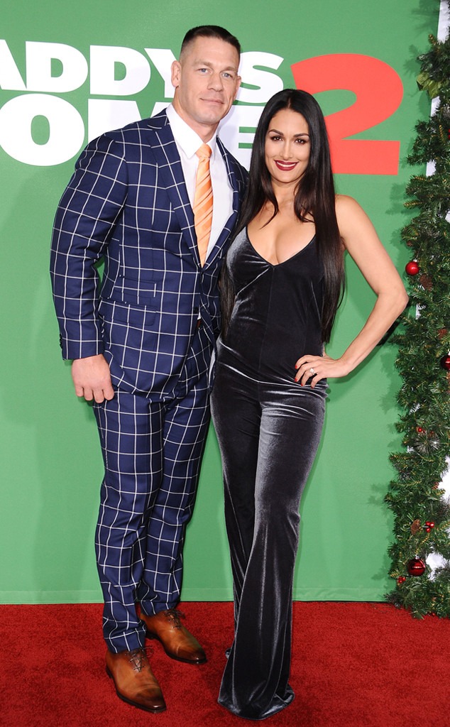 elizabeth huberdeau feet 6