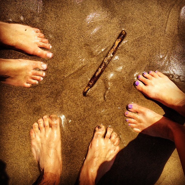 elizabeth hunter feet