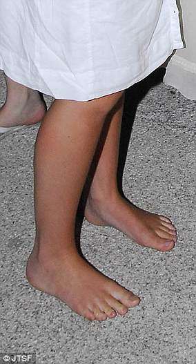 elizabeth ii feet 5