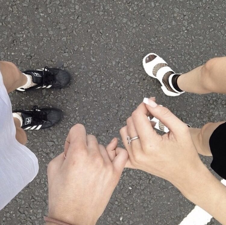 elizabeth jane bishop feet 2