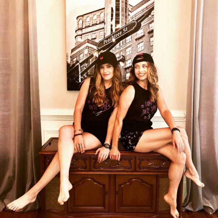 elizabeth keener feet 2