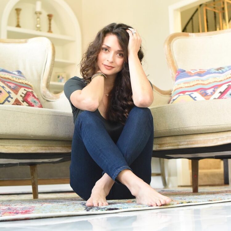 elizabeth keener feet