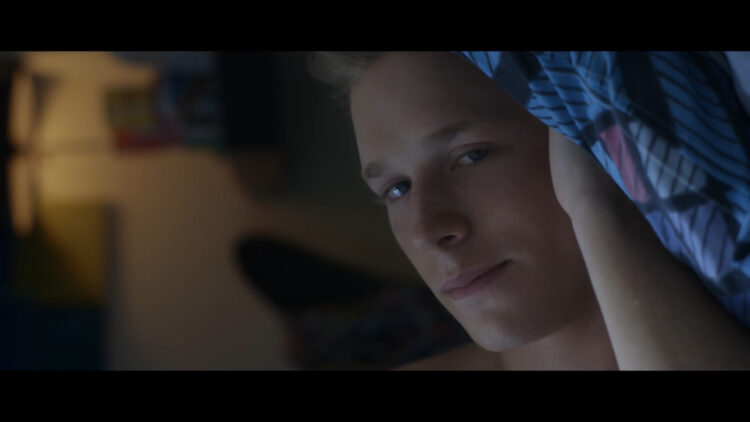 elizabeth laidlaw feet 5