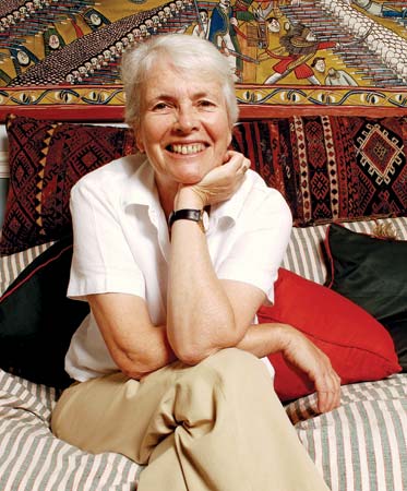 elizabeth laird feet 4