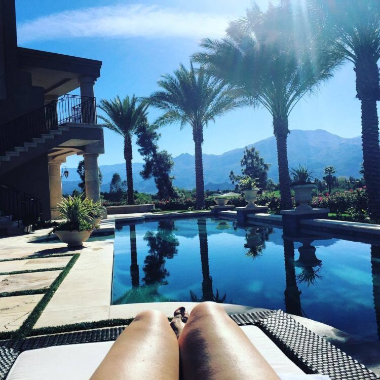 elizabeth lyn vargas feet 4