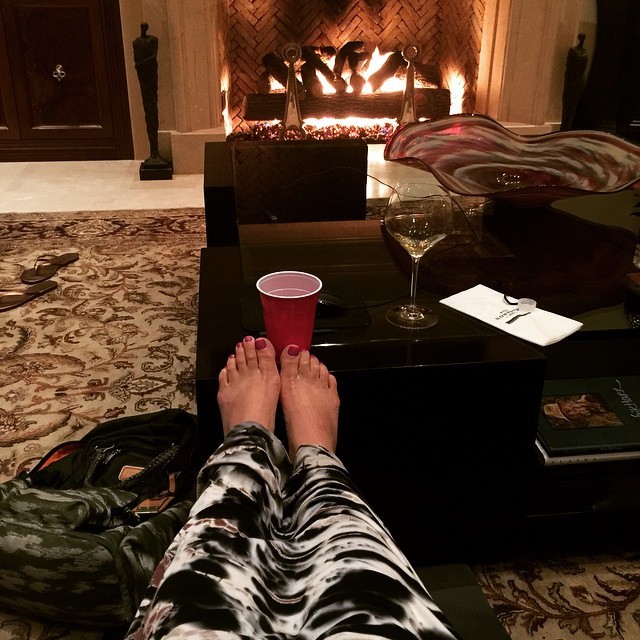 elizabeth lyn vargas feet