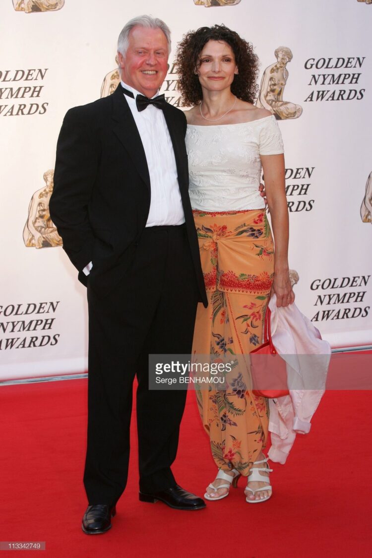 elizabeth mas feet 6