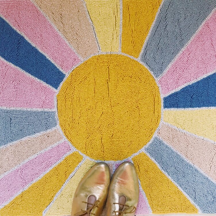 elizabeth olwen feet 2