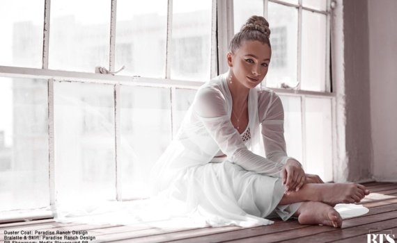 elizabeth seropian feet 5