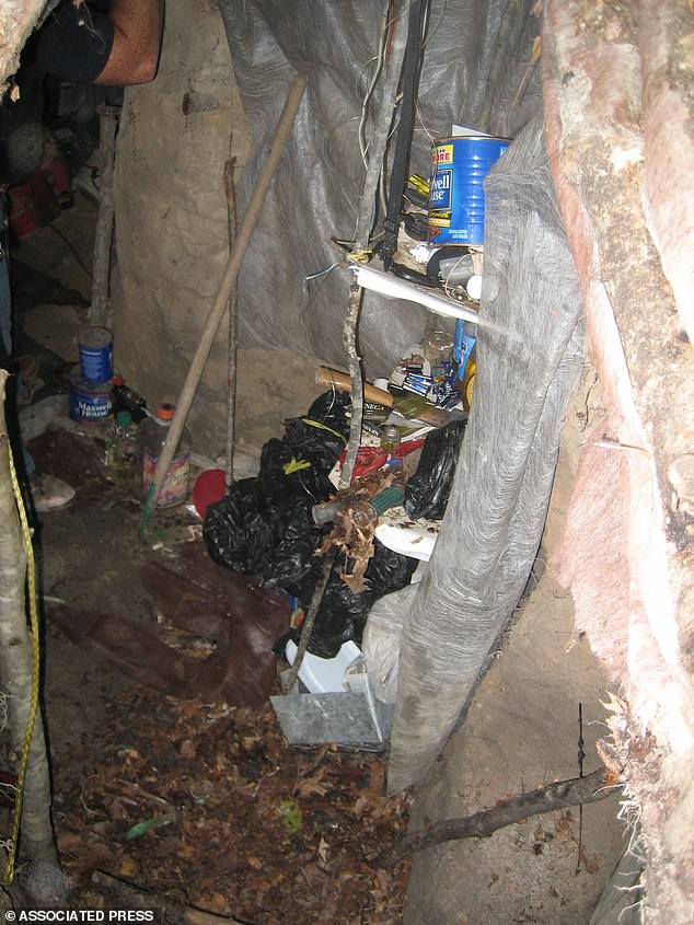 elizabeth shoaf feet