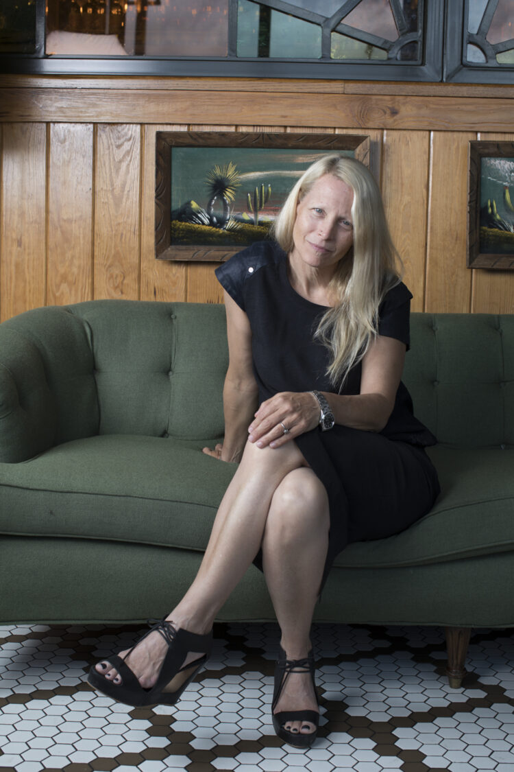 elizabeth sitio feet 1