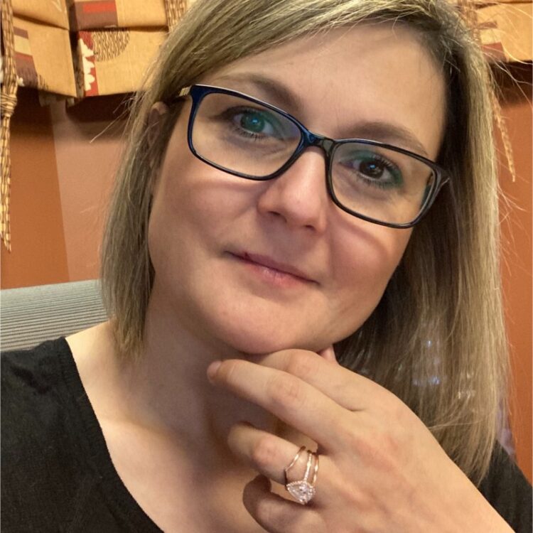 elizabeth sousa feet 4