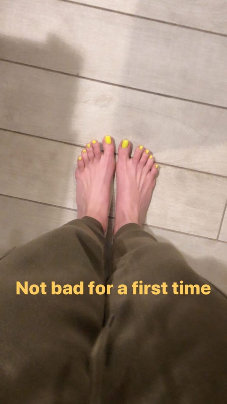 elizabeth stanton feet 3