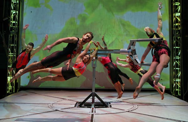 elizabeth streb feet 1