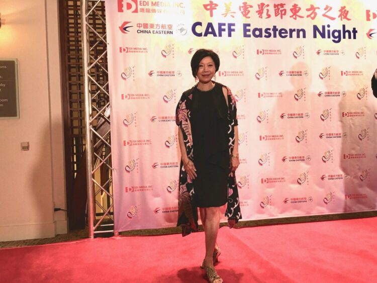 elizabeth sung feet 5