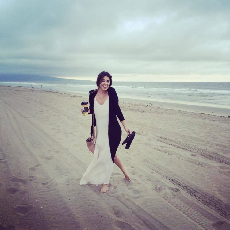 elizabeth tabish feet