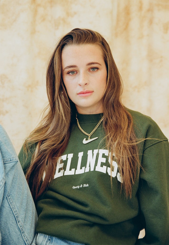 ella ann toone feet 3