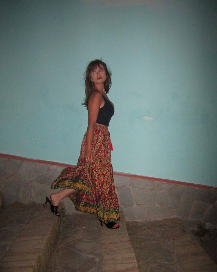 ella ballentine feet 1