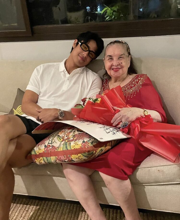 ella laxa pangilinan feet 4