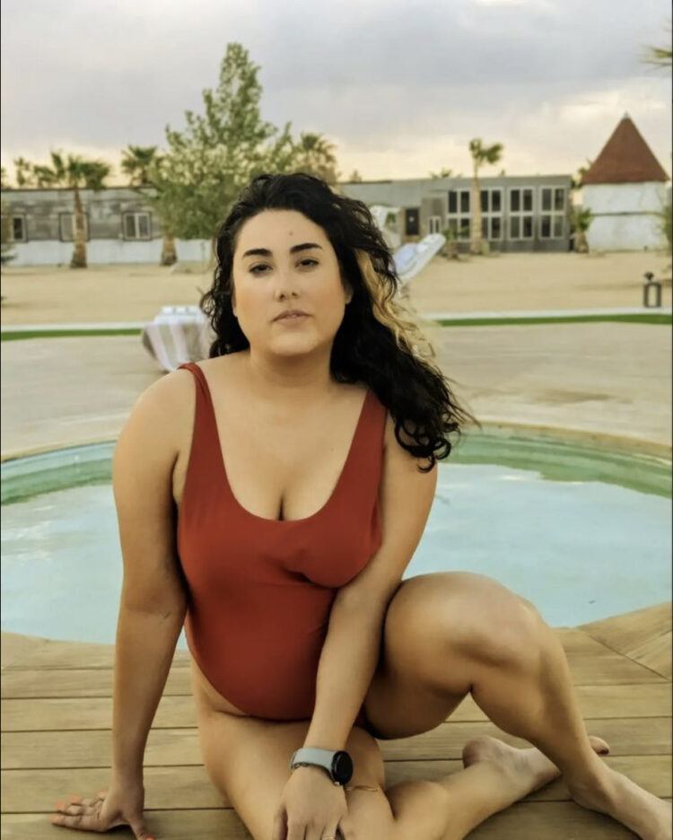 ella mielniczenko feet