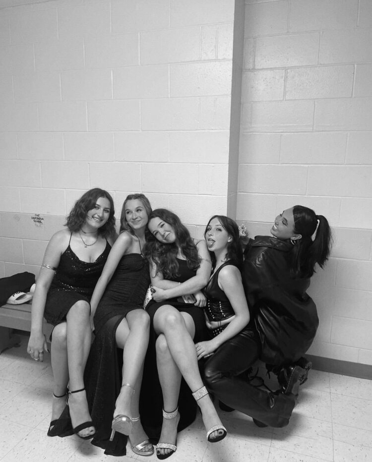 ella rae wahlberg feet 3