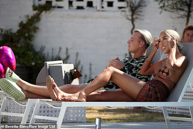 ella rae wise feet 2