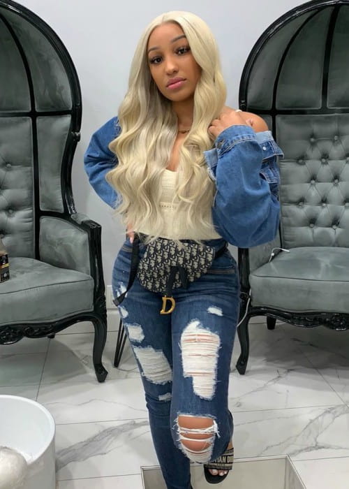 ella rodriguez feet 5