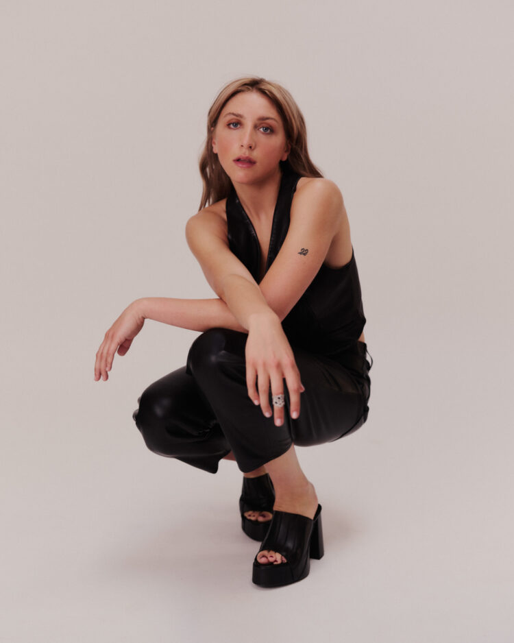 ella ross feet 4 scaled