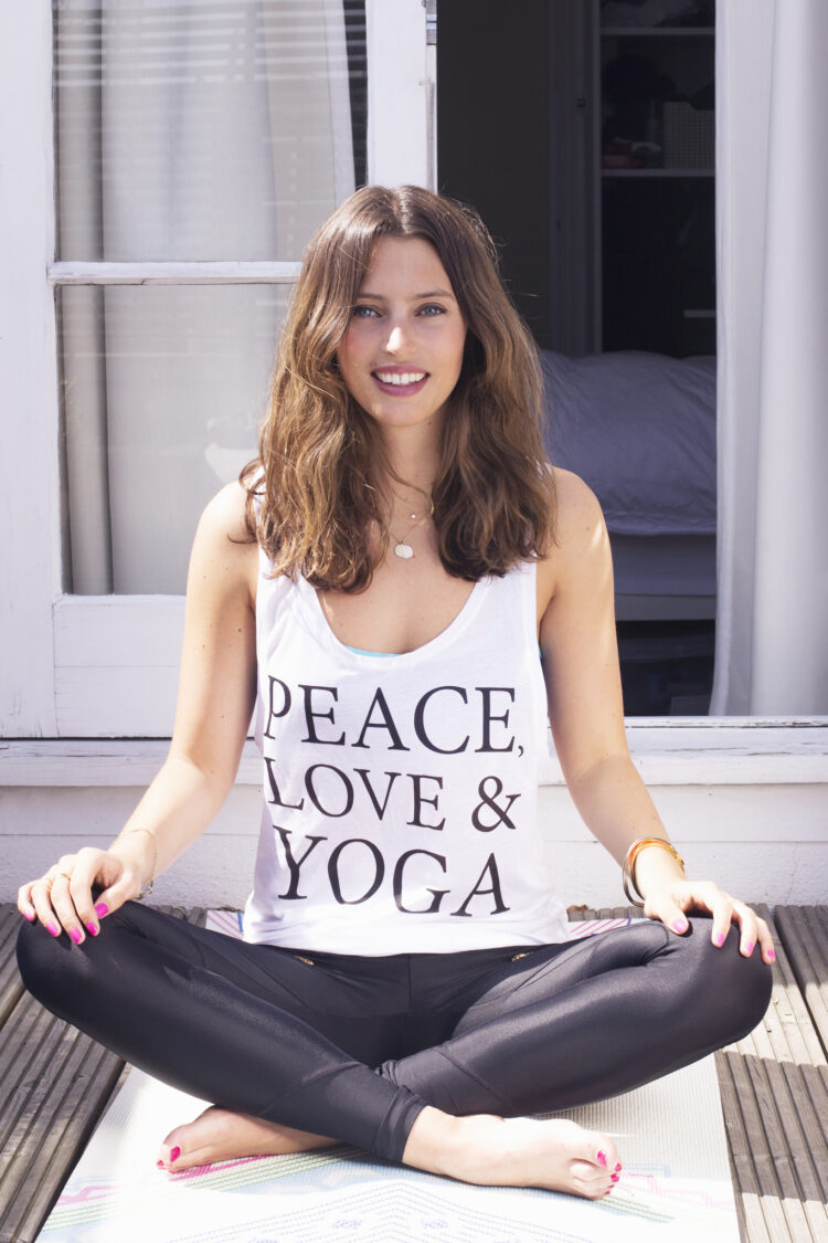 ella woodward feet 2