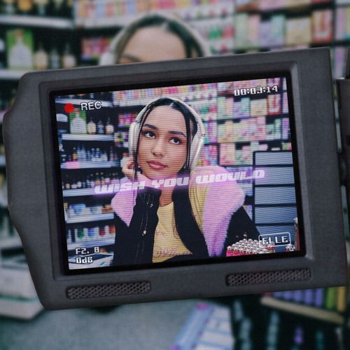 elle darlington feet