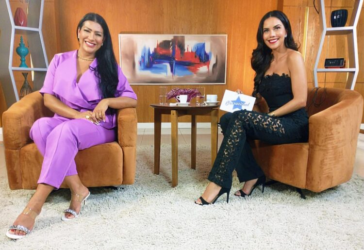 ellen cardoso feet 5