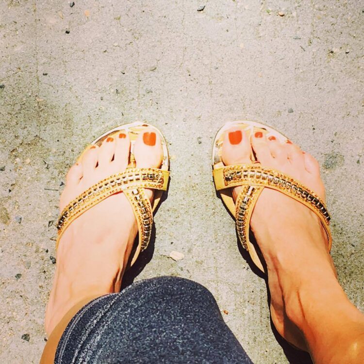 ellen hollman feet 1