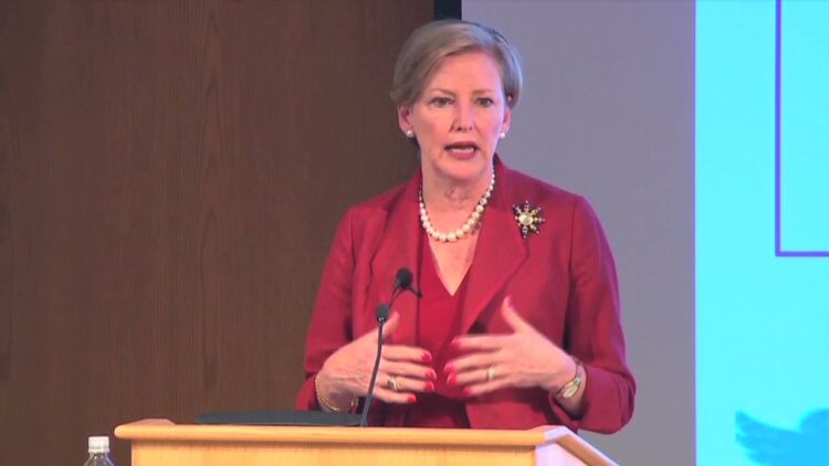 ellen kullman feet 3