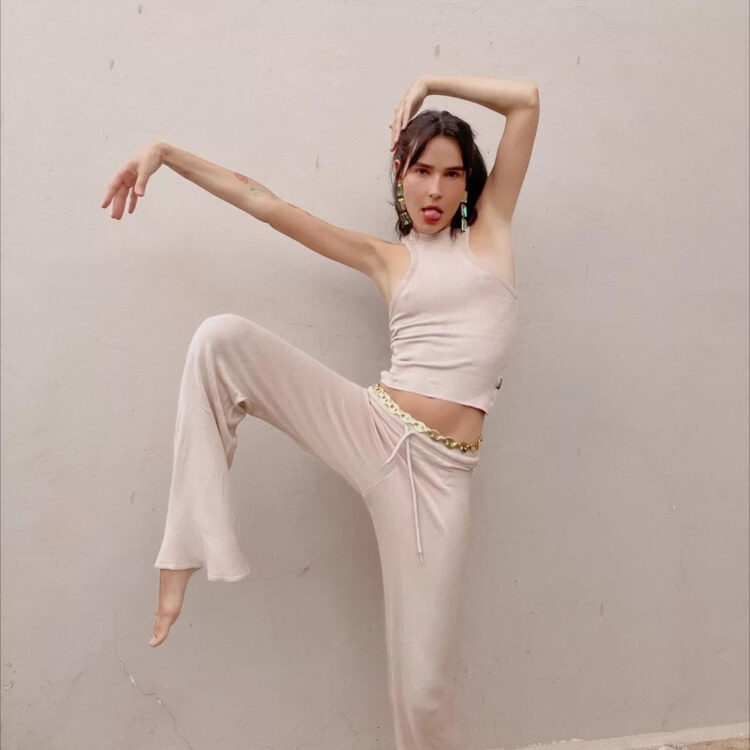 ellen milgrau feet 1