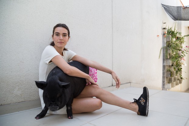 ellen milgrau feet 4