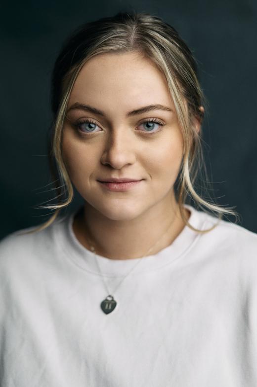 ellie garland feet 1