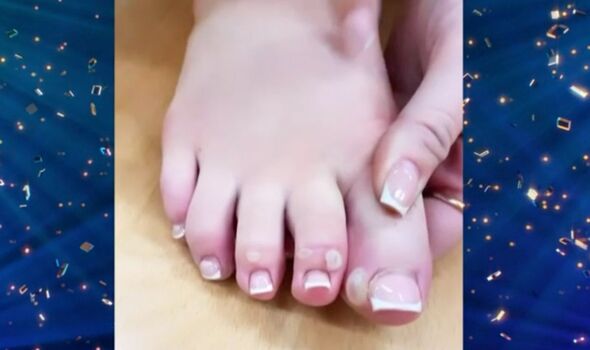 ellie leach feet 1