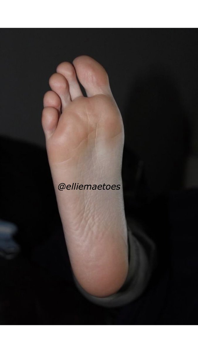 ellie may feet 5